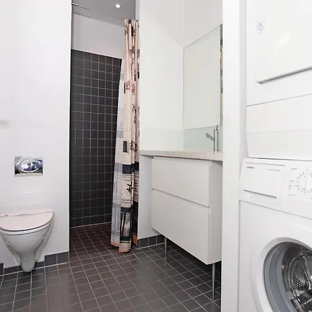 Three-bedroom Holiday In Nykobing Sj
